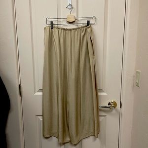 Vince Drapey Satin Culotte Pants in Maiz